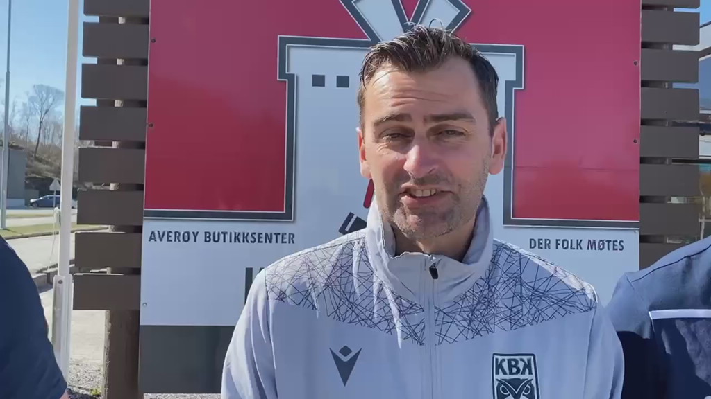 KBKbuss fra Knutepunktet på Averøya